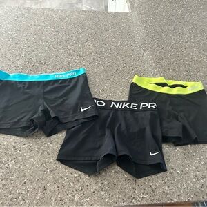 Nike Pro 3” Women’s Black Compression Short Bundle